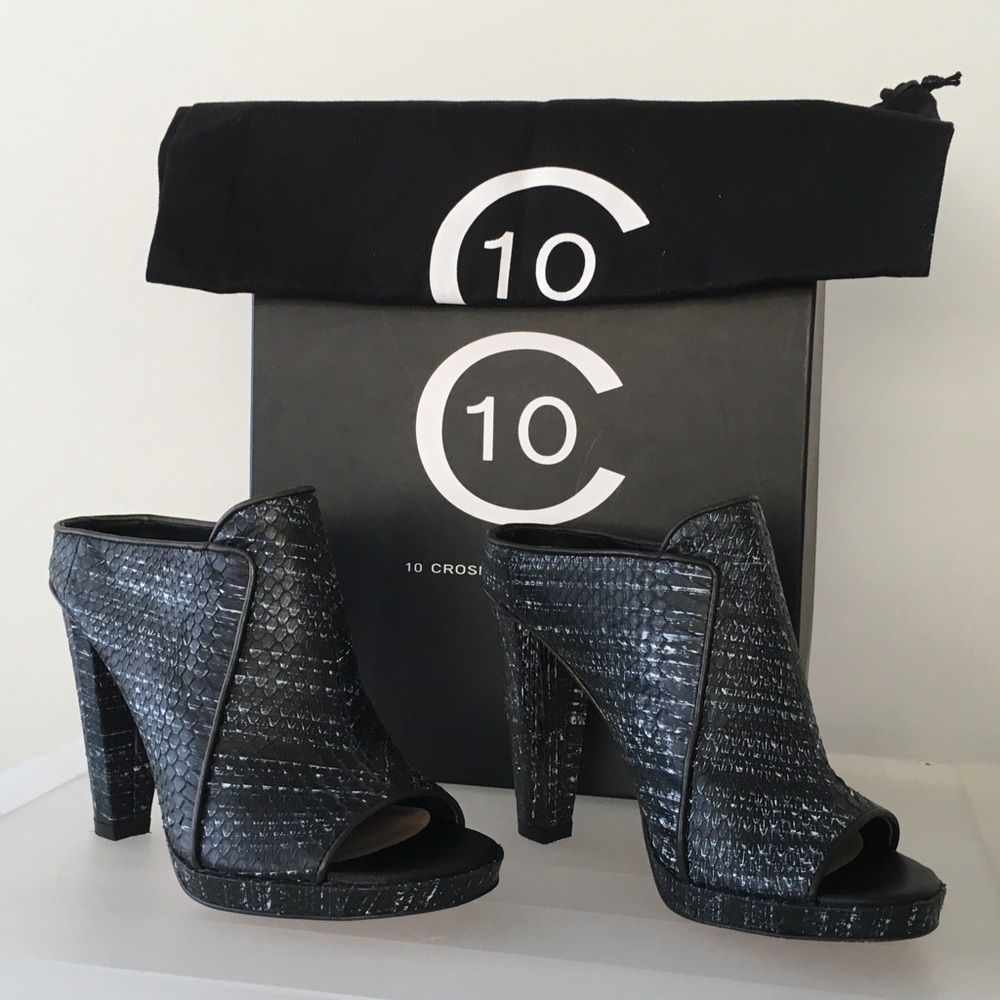 10 Crosby Derek Lam Jiles 6M leather heels